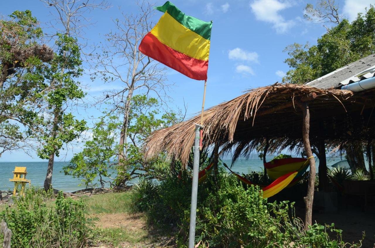 Reggae Island Private Island Hotel Koh Phayam Exterior photo