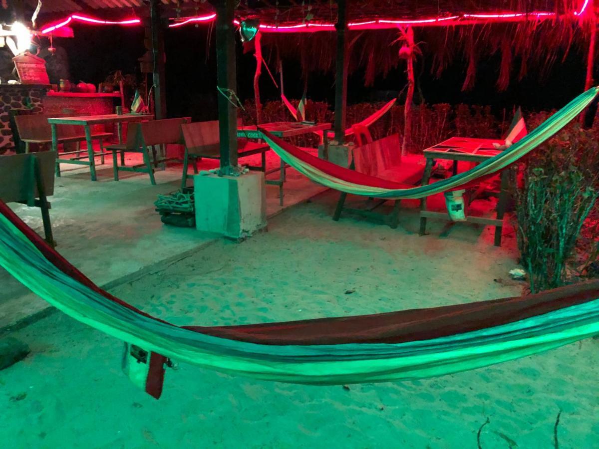 Reggae Island Private Island Hotel Koh Phayam Exterior photo